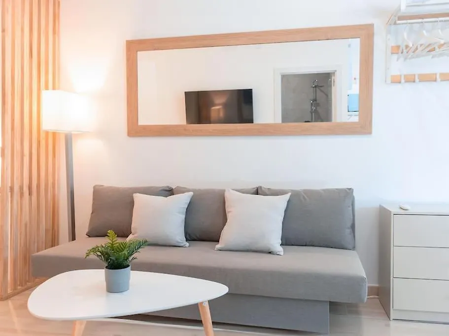 Acogedor Estudio En Triana Con Jacuzzi Y Wifi 세비야 아파트