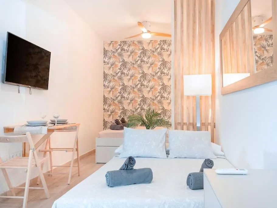Acogedor Estudio En Triana Con Jacuzzi Y Wifi 세비야 스페인