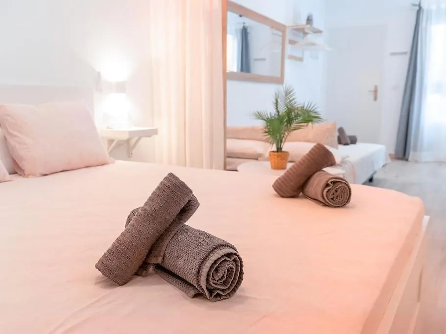 Acogedor Estudio En Triana Con Jacuzzi Y Wifi Sevilla 0*,  İspanya